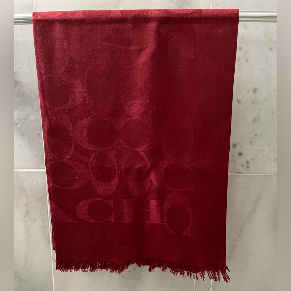 Coach signature C scarf/wrap